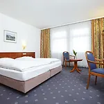 Trans World Columbus 4*