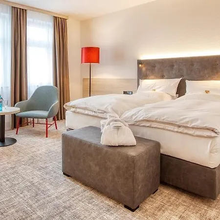 Ξενοδοχείο Trans World Columbus 4*