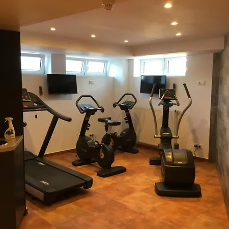 ホテル Trans World Columbus 4*