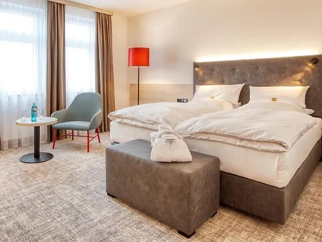 Hotel Trans World Columbus 4*