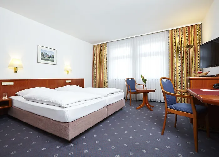 Trans World Columbus 4*