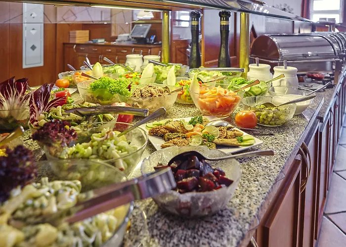 Hotel Trans World Columbus 4*