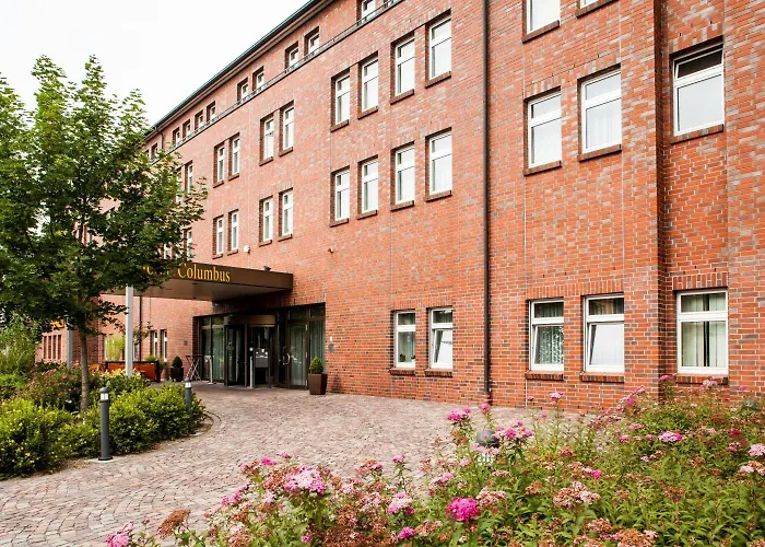 Hotel Trans World Columbus 4*